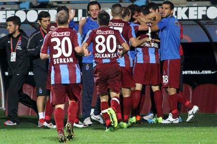 Fırtına dinmiyor!