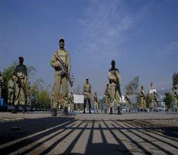 Pakistan'da ABD saldırdı