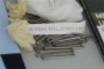 Şüpheli çantalardan iki kilo C-4 patlayıcı çıktı