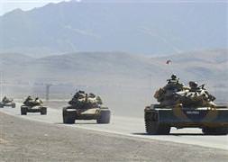22 tabur asker karadan Kuzey Irak'a girdi