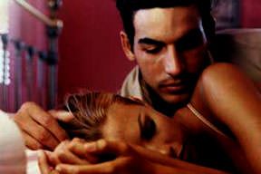 Sevdiğim kadın benden büyük