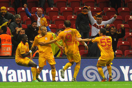 Galatasaray 4'te 4 istiyor