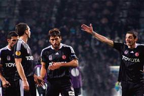 Kartal düşüyor