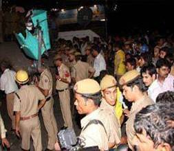 Köprü çöktü: 13 ölü