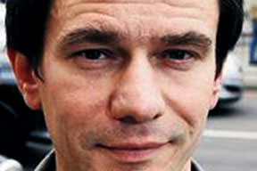 Ajan çift yakalandı