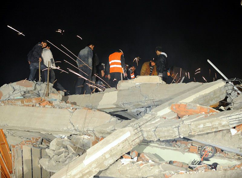 En büyük ihtiyaç bebek eşyası