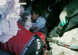 46 saat sonra enkazdan sağ çıkarıldı