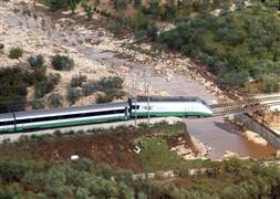 İtalya'da yoğun yağış: 4 ölü, 6 kayıp