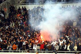 İnönü Stadı'nda derbi hasarı tam 300 koltuk