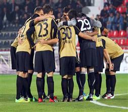 Halil'den altın gol!