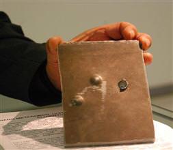 Çelikten daha sağlam zırh üretildi