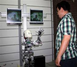 Hissedebilen robotlar geliyor