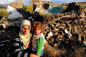 Bin nüfuslu köy yerinden kaydı