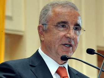Ünal Aysal: Derbi tarihi değişse iyi olur