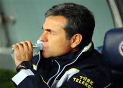 Fenerbahçe çift forvete dönüyor