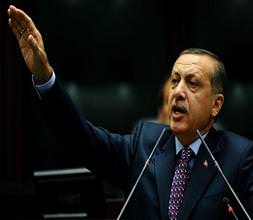 Maaşını Van’a bağışladı