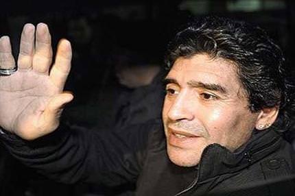 Maradona mescit yaptırıyor