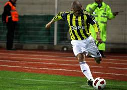 Alex soyunma odasına indi