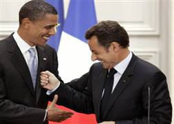 Sarkozy ile dalga geçti