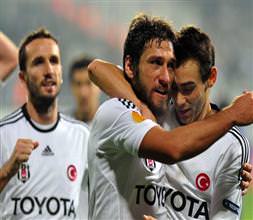 Uçtu... uçtu... Egemen uçtu...