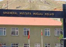 Org. Muğlalı Kışlası'nın tabelası kaldırıldı