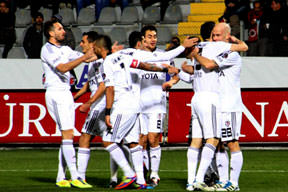 Kartal 15 eksikle derbi startı verdi