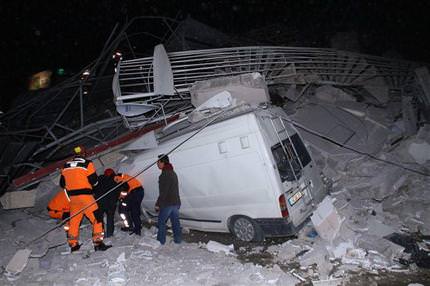 Van’da yıkıcı deprem!