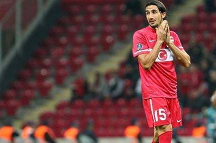 Ada'nın gözü Mehmet Topal'da