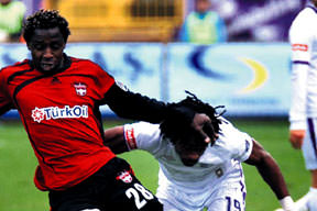 Seyircimiz olsa şampiyonuz!