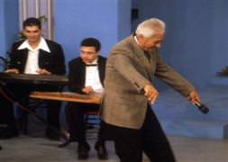 Adnan Şenses gitti geldi