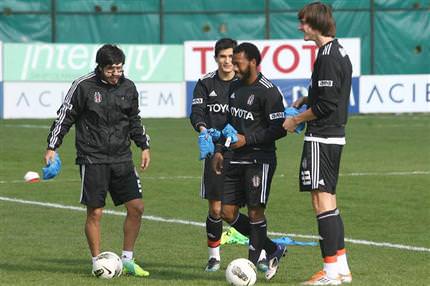 Beşiktaş, derbi hazırlıklarını sürdürdü