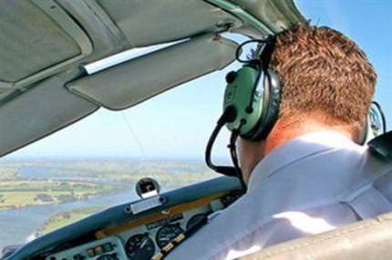 Pilot,tuvalette mahsur kaldı!