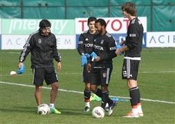 Beşiktaş, derbi hazırlıklarını sürdürdü