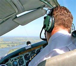 Pilot,tuvalette mahsur kaldı!