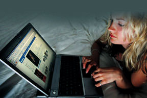 Facebook bizi izliyor!