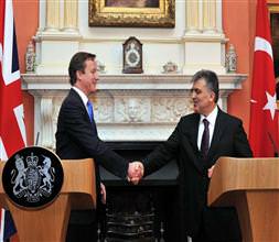 Cameron’dan ’PKK’ sözü!