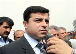 Öcalan'dan Demirtaş'a emirler!