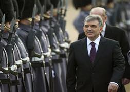 Gül'den İsrail'e 'Mikrofon'lu mesaj!