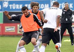 Beşiktaş'ta derbi hazırlıkları sürüyor