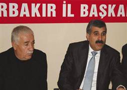 CHP'de Muzaffer Değer görevden alındı