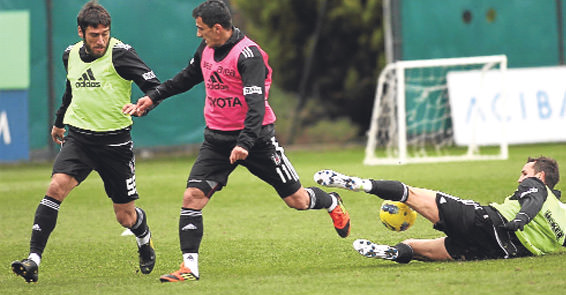 Derbi öncesi Beşiktaş'a şok haber