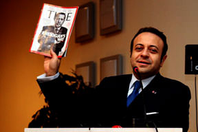 İt ürür kervan yürür