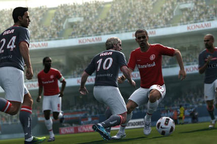 Taraftar hattına PES 2012 geliyor!