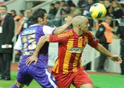 Amrabat'a İngiltere'den çifte kanca!