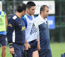 Şok! Sezer iki ay yok