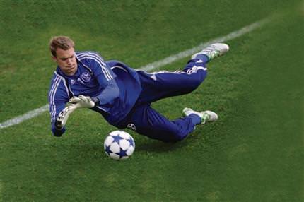 Neuer dünyanın en iyisi