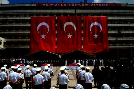 Poliste siyasi alarmı