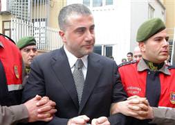 'Adalet Bakanlığı beni zengin etti'