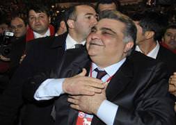 Ahmet Özal’dan tarihi itiraf