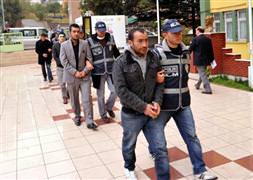 Uyuşturucudan 9 kişi tutuklandı